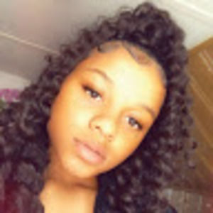 Meet your Posher, Aniya